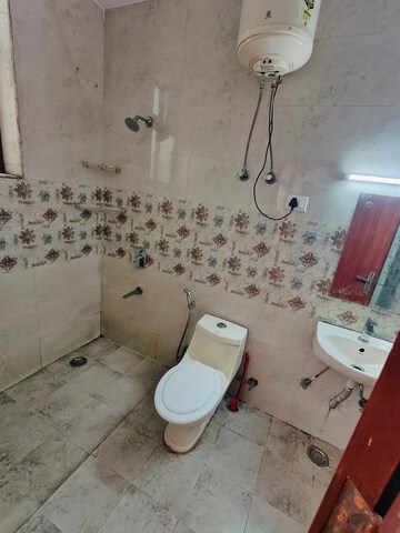 Bathroom in 1 BHK Builder Floor at Vipul Square, Sushant Lok I – for Rent