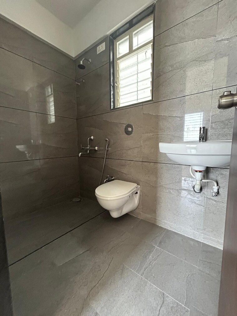 Bathroom, kedar-krishna-kunj-residency 2 Bedroom 1050 Sq.Ft. Apartment In Vadgaon Budruk Pune 9036427