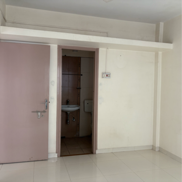 Room in 3 BHK Apartment at B.K. Pate Agasti, Walvekar Nagar – for Rent