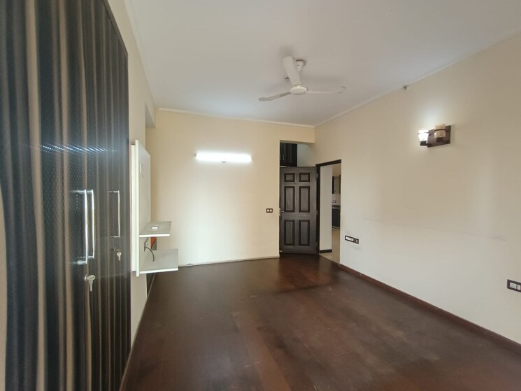 Room, dasnac-the-jewel 3 Bedroom 2275 Sq.Ft. Apartment In Sector 75 Noida 9036467