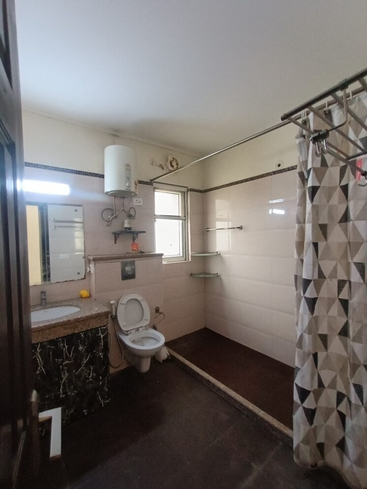 Kitchen, jm-aroma 3 Bedroom 1550 Sq.Ft. Apartment In Sector 75 Noida 9036479