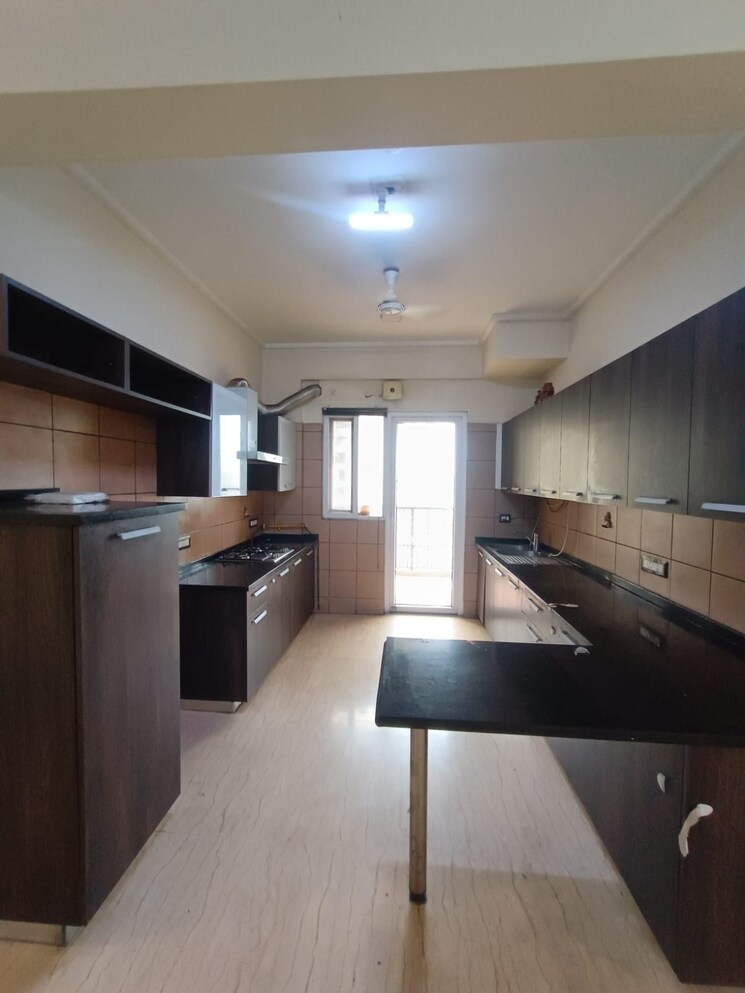 Kitchen, jm-aroma 3 Bedroom 1550 Sq.Ft. Apartment In Sector 75 Noida 9036479