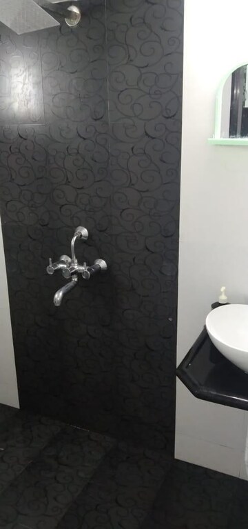 Bathroom in 1 BHK Apartment at Anand Bhuvan Matunga, Matunga West – for Rent