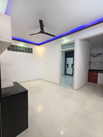 Room in 1 BHK Builder Floor at Hsr Layout – for Rent