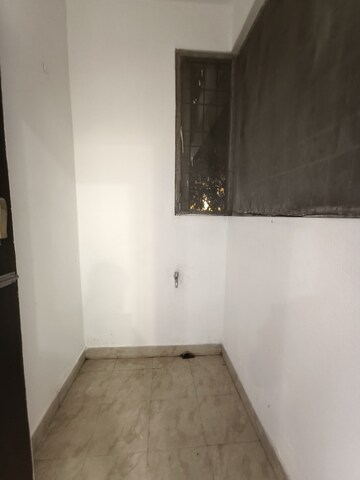 Room in 1 BHK Builder Floor at Hsr Layout – for Rent