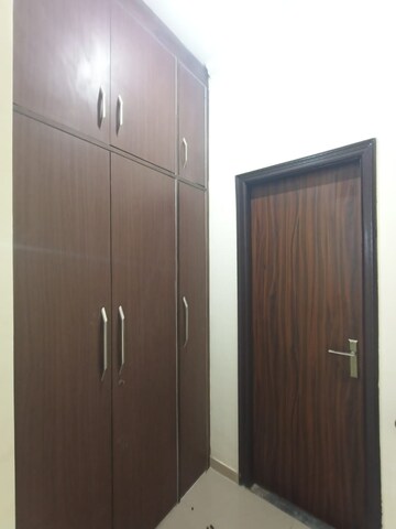 Furnished Amenities in 3 BHK Apartment at Apex Athena, Sector 75 – for Rent