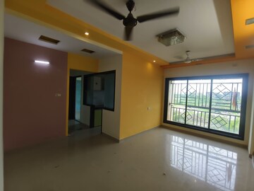 Room in 2 BHK Apartment at Vrindavan Height, Nalasopara East – for Rent