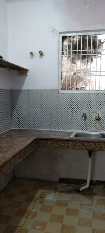 Bedroom in 1 BHK Builder Floor at Kishangarh – for Rent