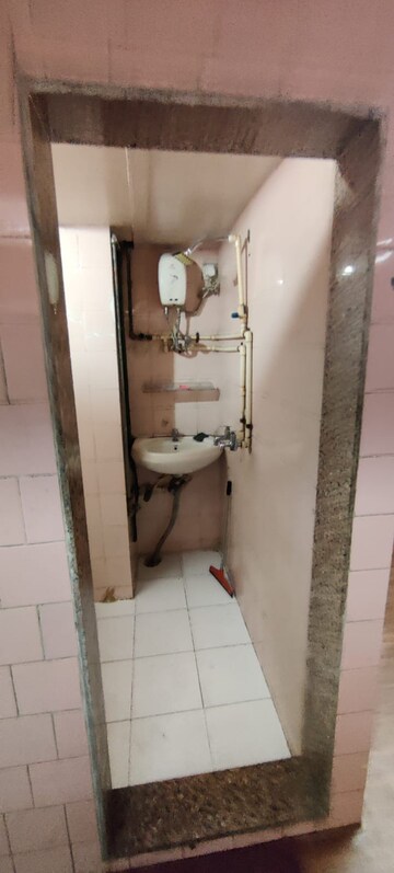 Bathroom in 1 BHK Apartment at Green Fields Apartment, Andheri East – for Rent