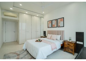 Bedroom in 3 BHK Apartment at Oberoi Exquisite Goregaon, Goregaon East – for Sale