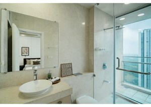 Bathroom in 3 BHK Apartment at Oberoi Exquisite Goregaon, Goregaon East – for Sale