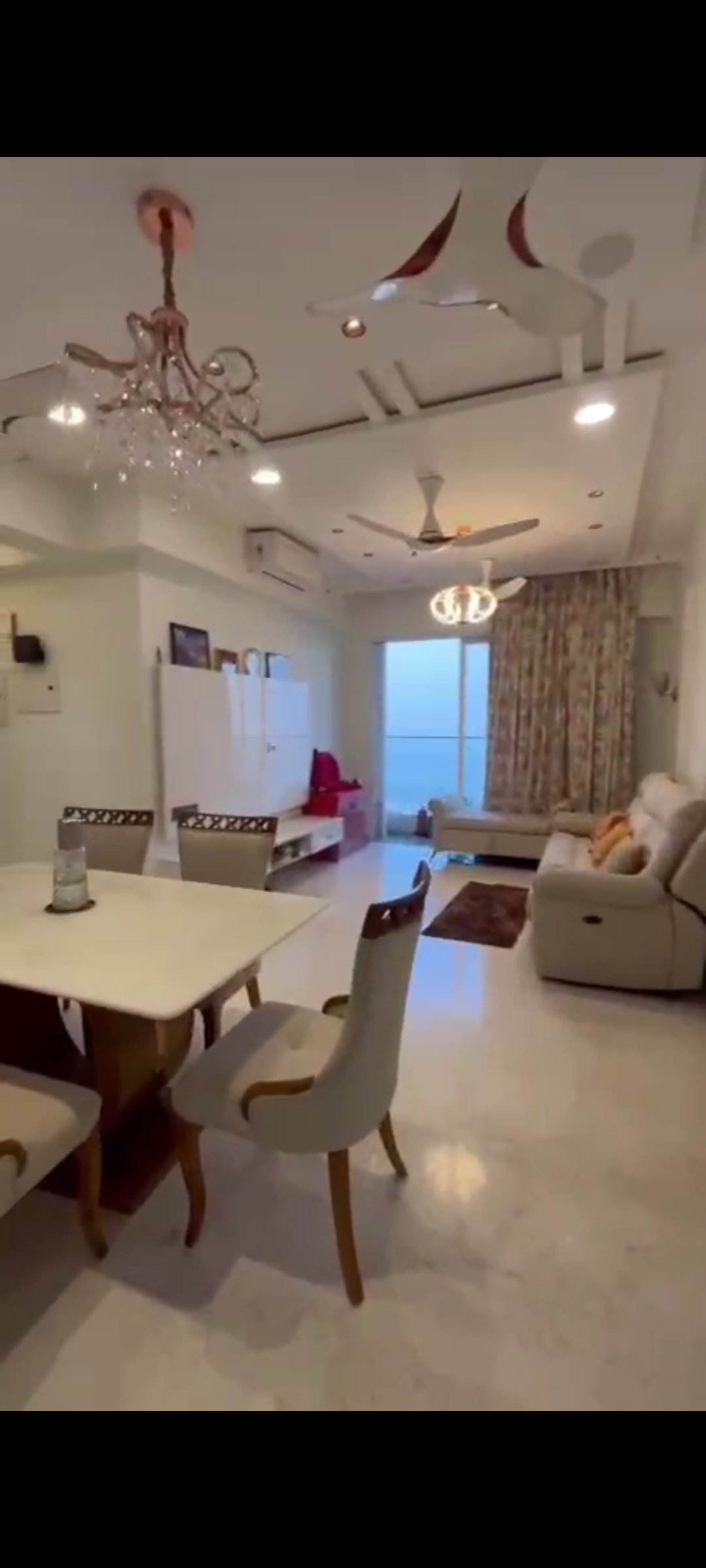 3 BHK + Pooja Room,Servant Room,Study Room,Extra Room Apartment For Rent in Paresh And Abhiraj Pujara Cresenzo Residences