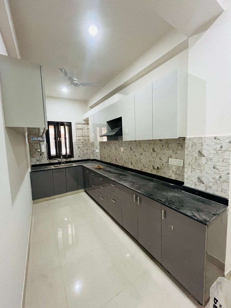 Kitchen, sector 40 2 Bedroom 1376 Sq.Ft. Builder Floor In Sector 40 Gurgaon 9036595