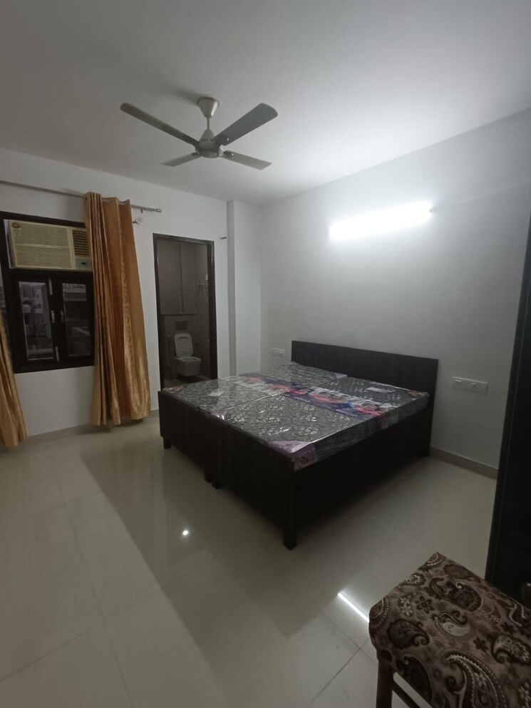 Bedroom, sector 40 2 Bedroom 1440 Sq.Ft. Builder Floor In Sector 40 Gurgaon 9036621