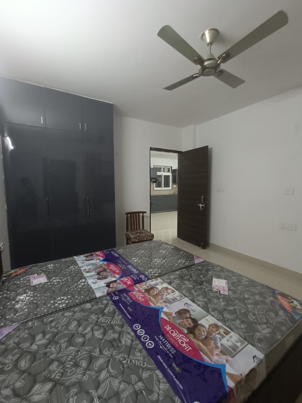 2 BHK Builder Floor For Rent in R Block 