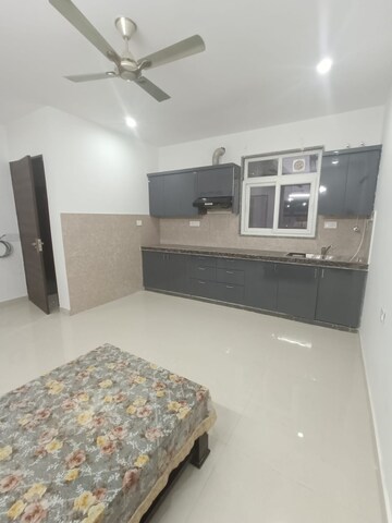 Furnished Amenities in 2 BHK Builder Floor at Sector 40 – for Rent