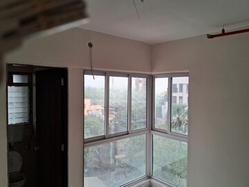 Room in 1 BHK Apartment at New Ocean View, Andheri West – for Rent