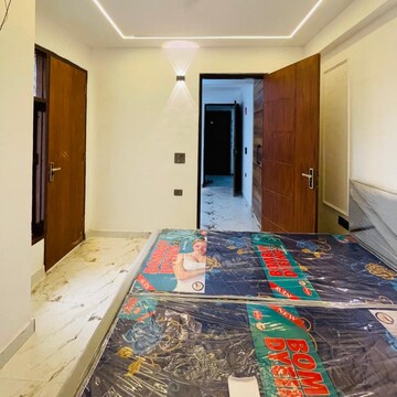Bedroom in 1 BHK Builder Floor at Saket – for Rent