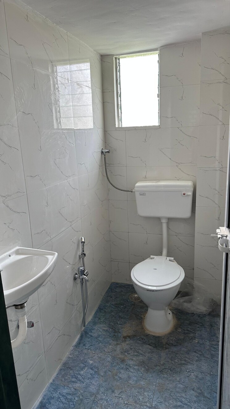 Bathroom, priti-apartment 1 Bedroom 540 Sq.Ft. Apartment In Andheri West Mumbai 9036635