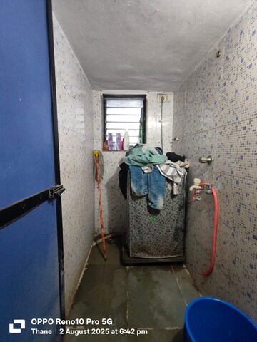Parking in 1 BHK Apartment at Shivratna CHS, Kalwa – for Rent