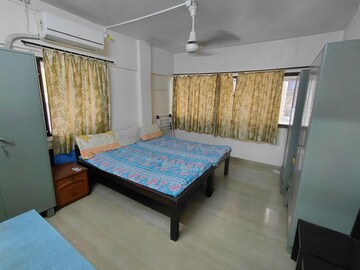 Bedroom in 1 BHK Apartment at Four Bunglows – for Rent