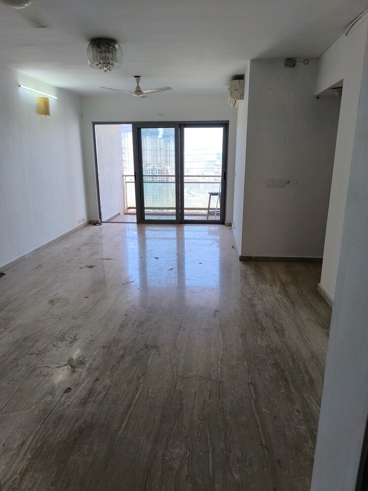Room, imperial-heights-goregaon-west 2.5 Bedroom 1250 Sq.Ft. Apartment In Goregaon West Mumbai 9036660