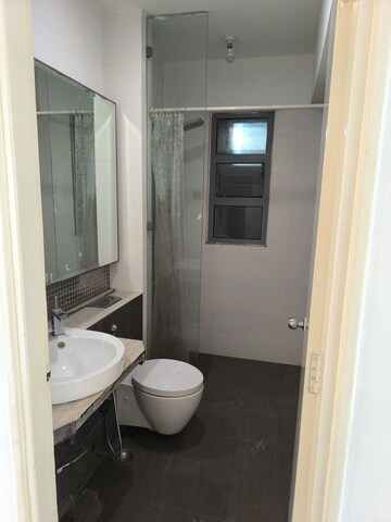 Bathroom in 2.5 BHK Apartment at Imperial Heights Goregaon West, Goregaon West – for Sale