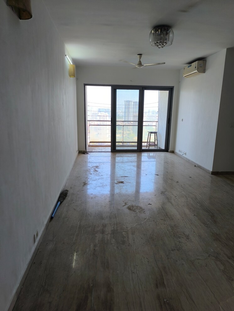 Room, imperial-heights-goregaon-west 2.5 Bedroom 1250 Sq.Ft. Apartment In Goregaon West Mumbai 9036662