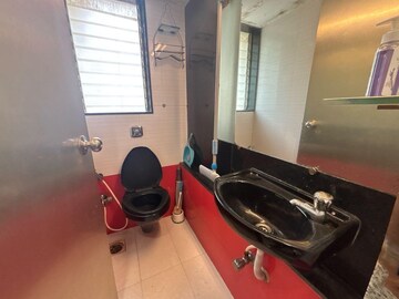 Team Area in 1 BHK Apartment at Four Bunglows – for Rent