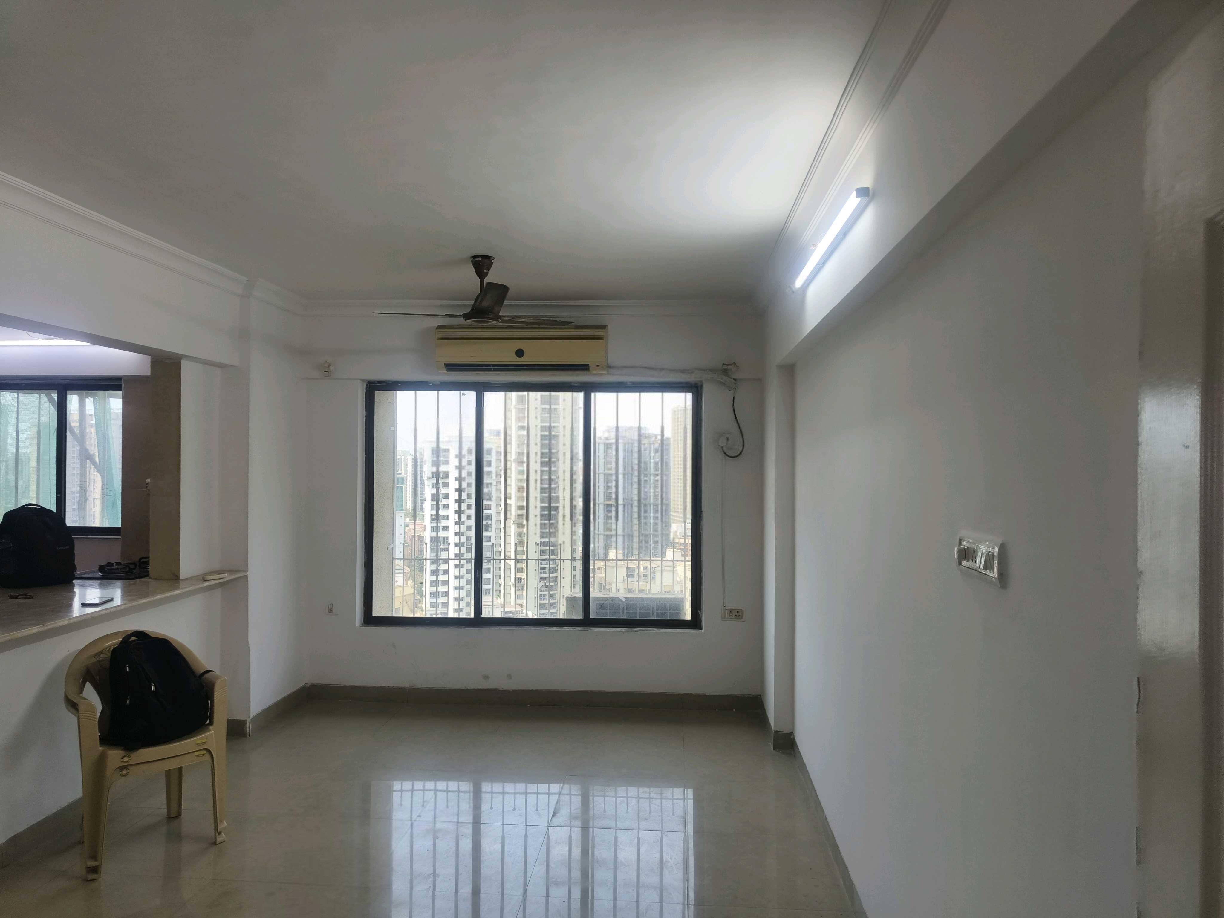 1 BHK + Extra Room Apartment For Rent in Seven Bungalow