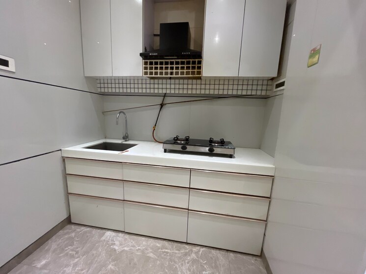 Bathroom, seven-bungalow 1 Bedroom 550 Sq.Ft. Apartment In Andheri West Mumbai 9036666