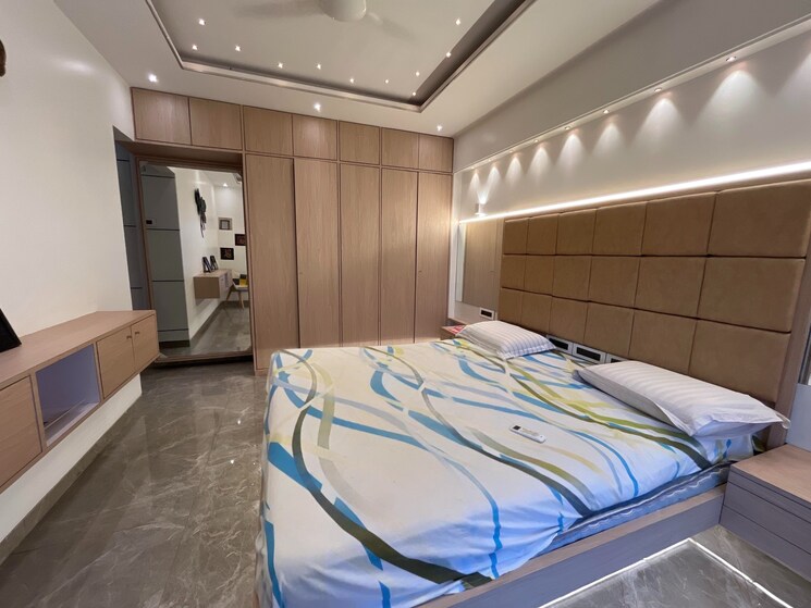 Bedroom, seven-bungalow 1 Bedroom 550 Sq.Ft. Apartment In Andheri West Mumbai 9036666