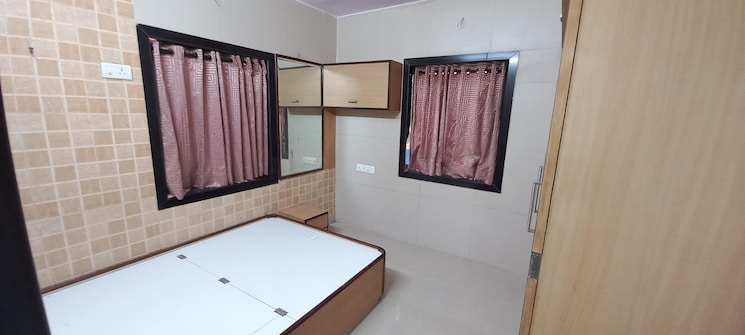 Bedroom, seven-bungalow 1 Bedroom 450 Sq.Ft. Apartment In Andheri West Mumbai 9036672