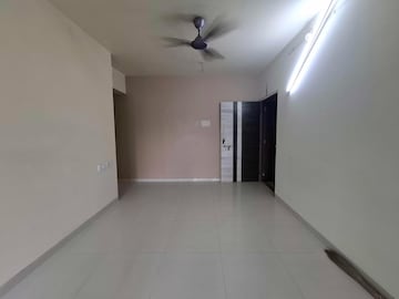 Room in 1 BHK Apartment at Dn Nagar – for Rent