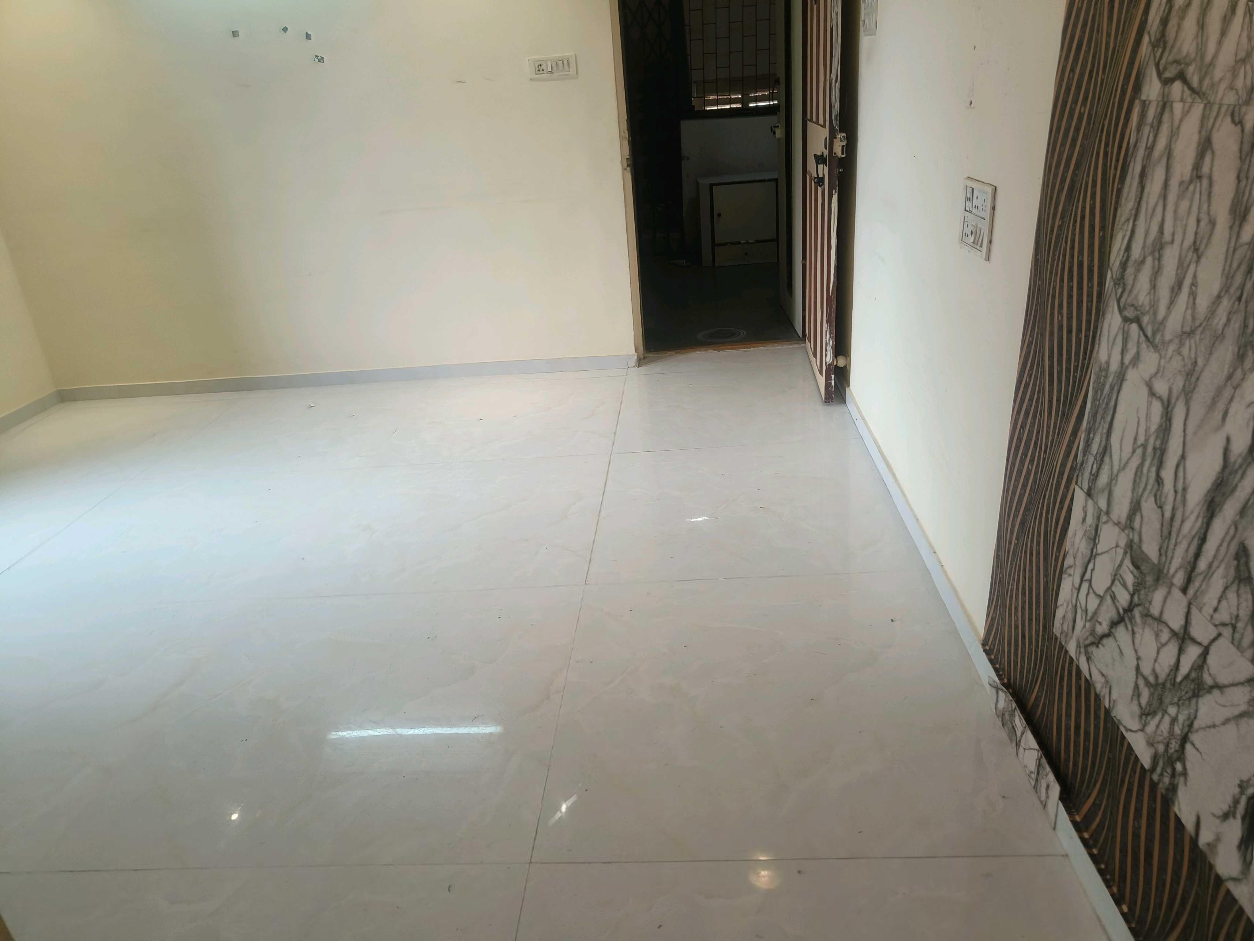 1 BHK 520 Sq.Ft. Apartment in Ballerina Apartment