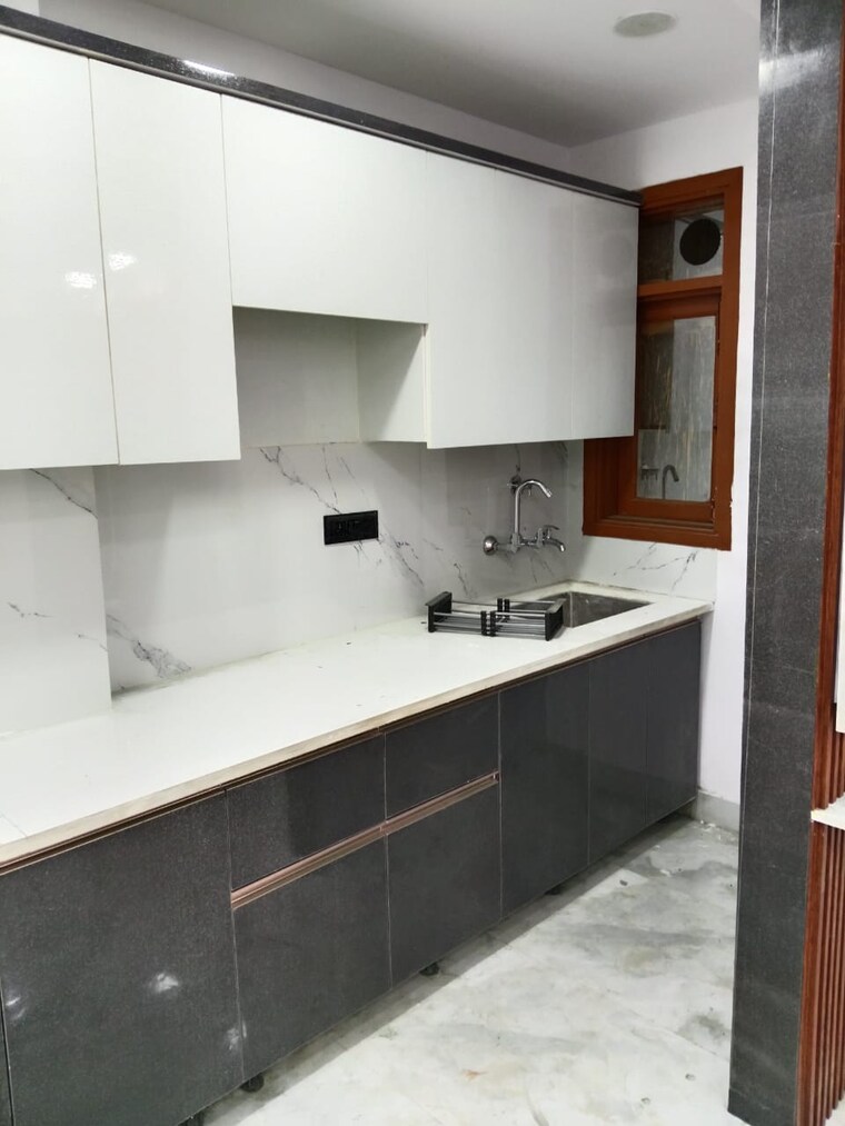 Kitchen, govindpuri 3 Bedroom 900 Sq.Ft. Builder Floor In Govindpuri Delhi 9036698