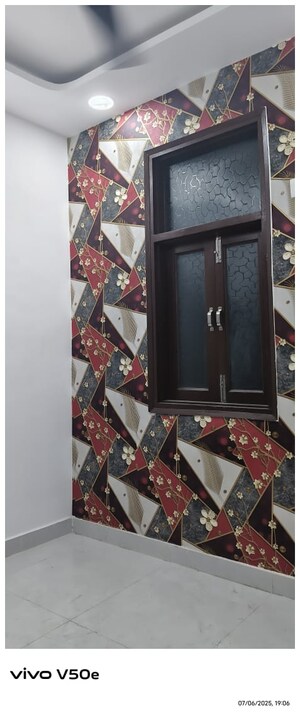 Furnished Amenities in 2 BHK Builder Floor at Govindpuri – for Sale