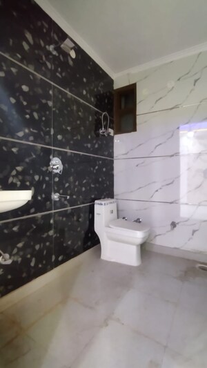 Furnished Amenities in 2 BHK Builder Floor at Govindpuri – for Sale