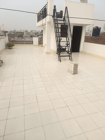 Balcony in 2 BHK Builder Floor at Govindpuri – for Rent