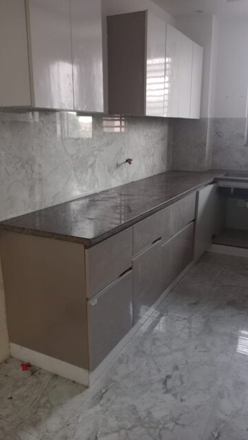 Kitchen in 3 BHK Builder Floor at Sector 14 – for Rent