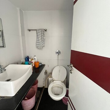 Team Area in 2 BHK Apartment at Lalani Velentine Apartment VI, Riddhi Gardens – for Sale