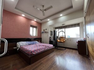 3 BHK Apartment For Sale in Lodha Grandeur, Prabhadevi