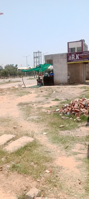  Shop For Sale in Sector 88