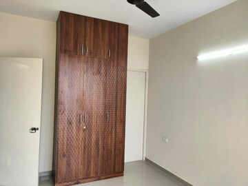 Room in 2 BHK Apartment at Pyramid Urban Homes 3, Sector 67a – for Rent