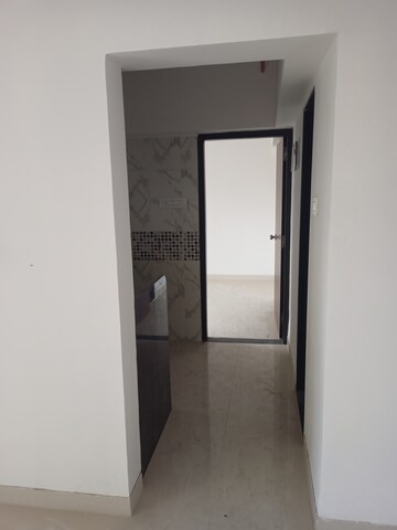 Room in 1 BHK Apartment at Tapovan CHS, Goregaon East – for Rent