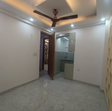 Room in 1 BHK Builder Floor at Khirki Extension – for Rent