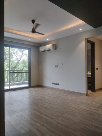 Room in 3 BHK Apartment at Ireo City IF, Sector 60 – for Rent