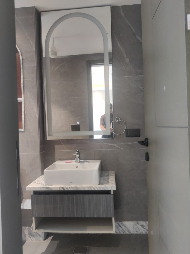 Bathroom, ireo-city-if 3 Bedroom 2500 Sq.Ft. Apartment In Sector 60 Gurgaon 9036902