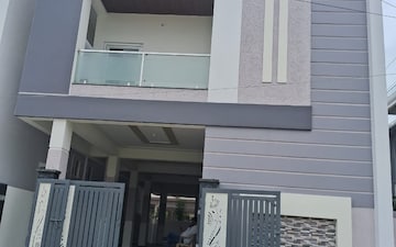 4 BHK Independent House For Sale in Hi Tech City