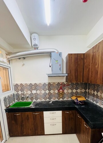 2 BHK Apartment For Rent in Sector 63a